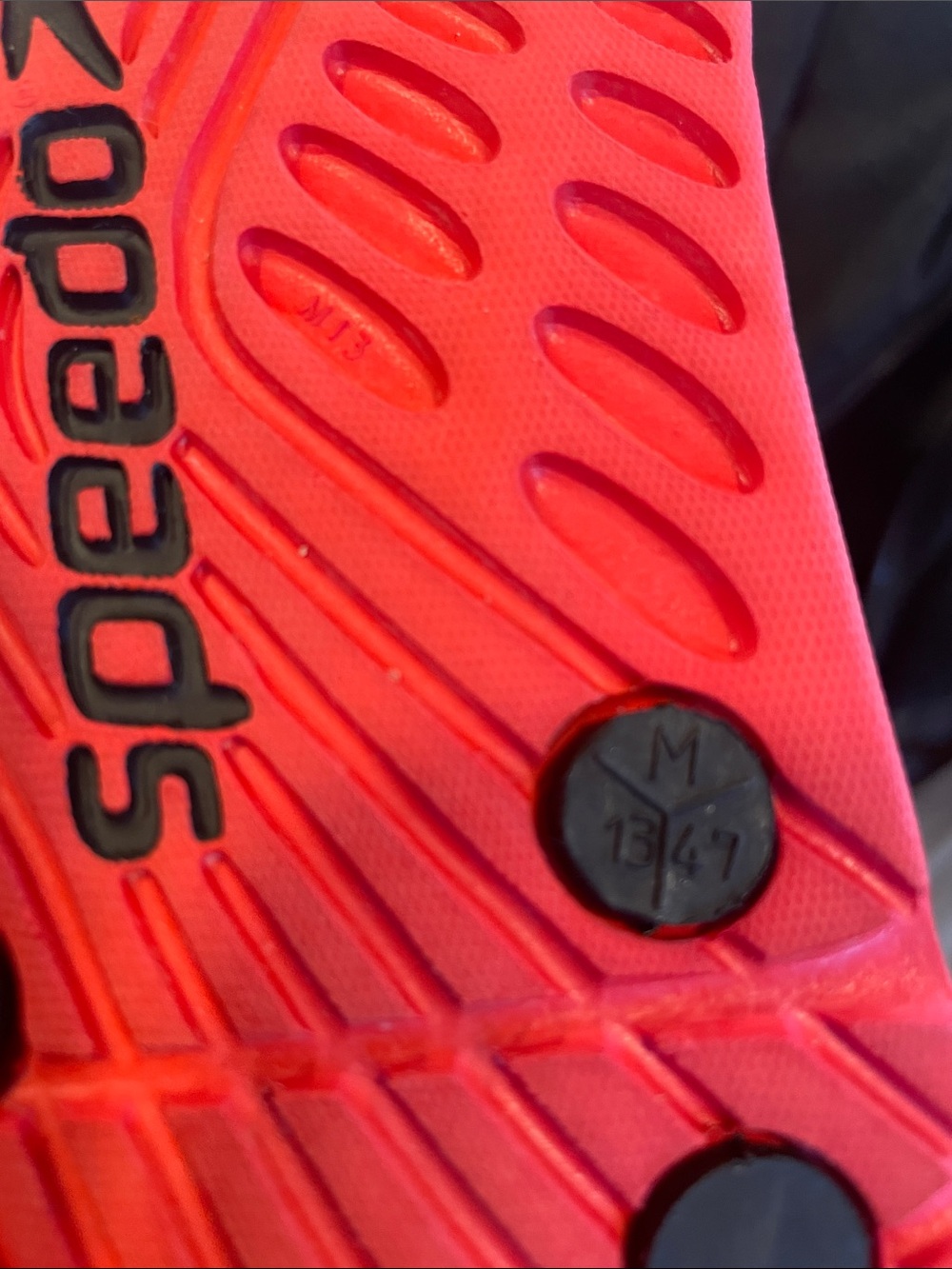 Speedo Men’s Red and Black Textured Foam Flip-Flops  size 13 - Picture 5 of 5